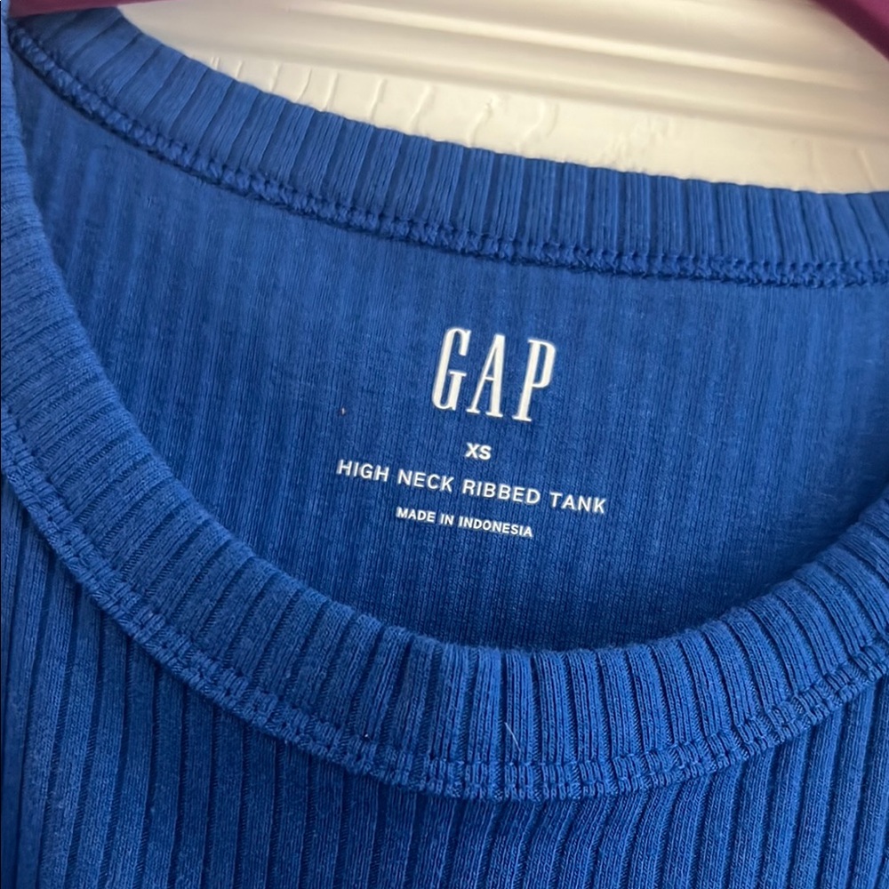 GAP Blue Ribbed Tank Top - Picture 4 of 4